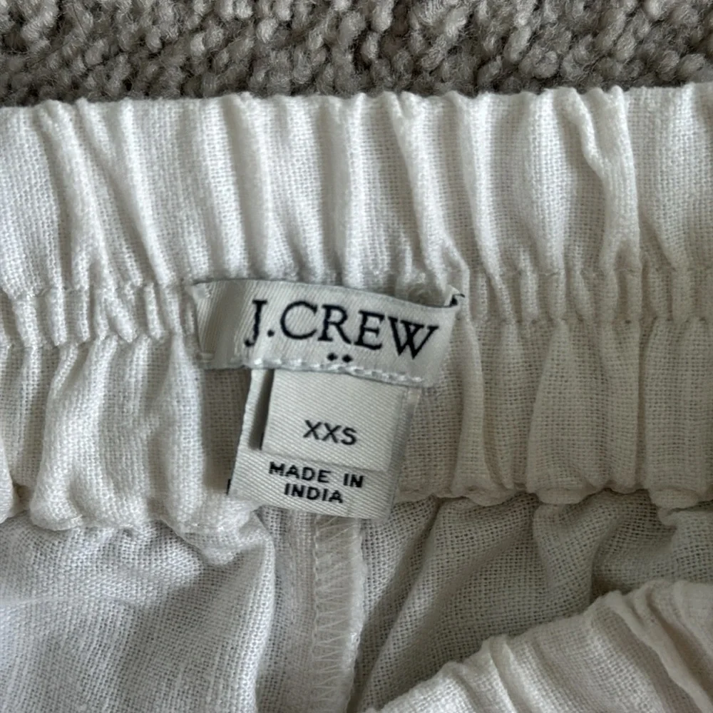 J.Crew White and Red Embroidered Linen Women's Shorts - Size XXS - Picture 4 of 6